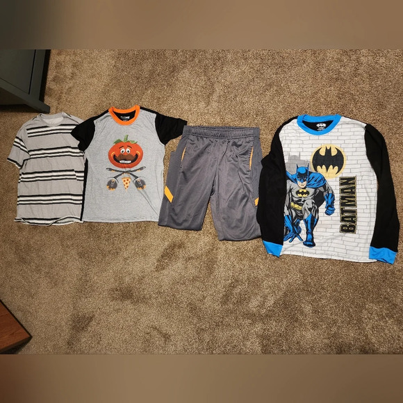 ๐3/$10 Boy's 4 Piece Lot 10/12 Large Clothing - Picture 8 of 12
